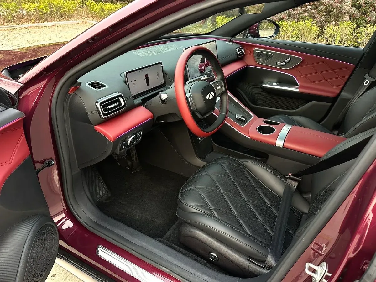 2025 Fulwin FulwinA9L 1.5T 156HP L4 1DHT PHEV,autocango,china used car exporter,china ev exporter,chinese used car exporter,chinese used ev exporter