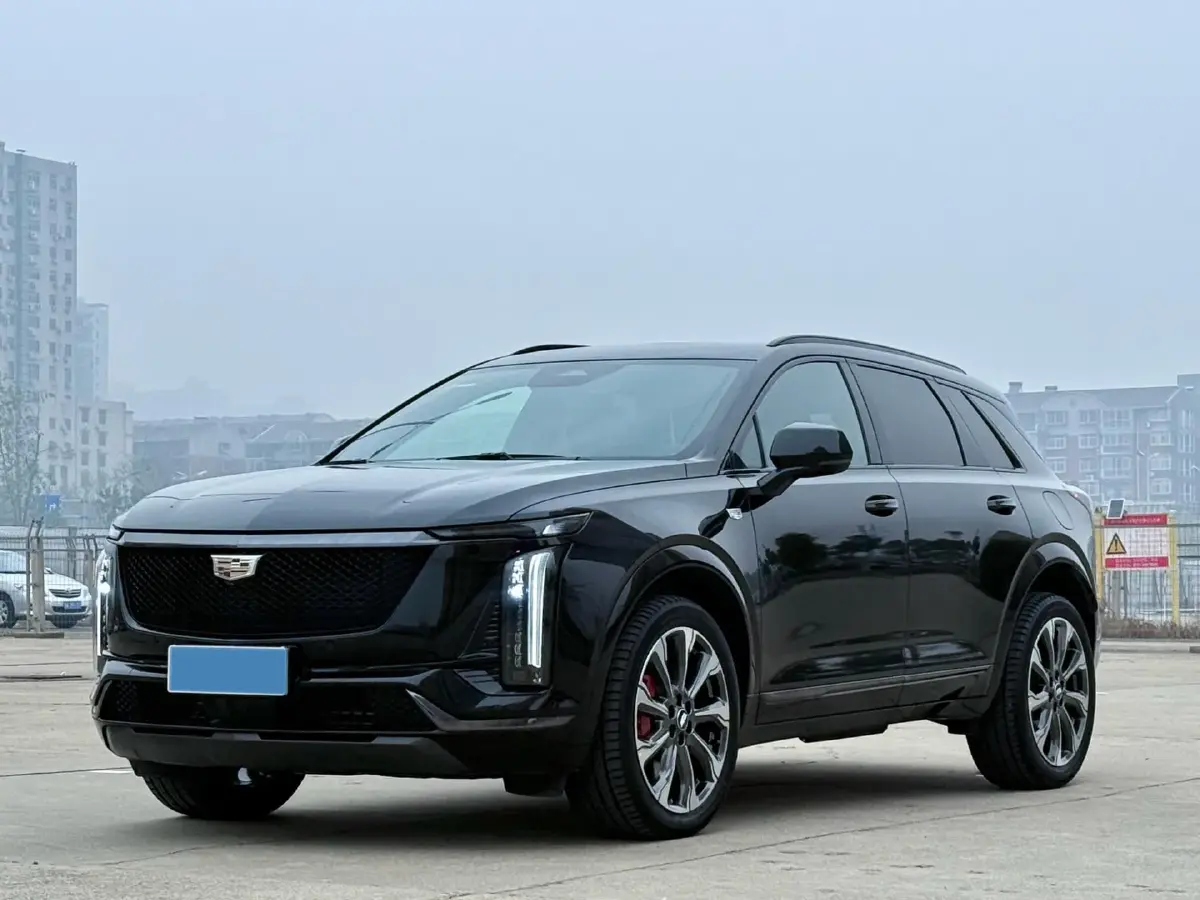 2025 Cadillac XT5 2.0T 237HP L4 9AT