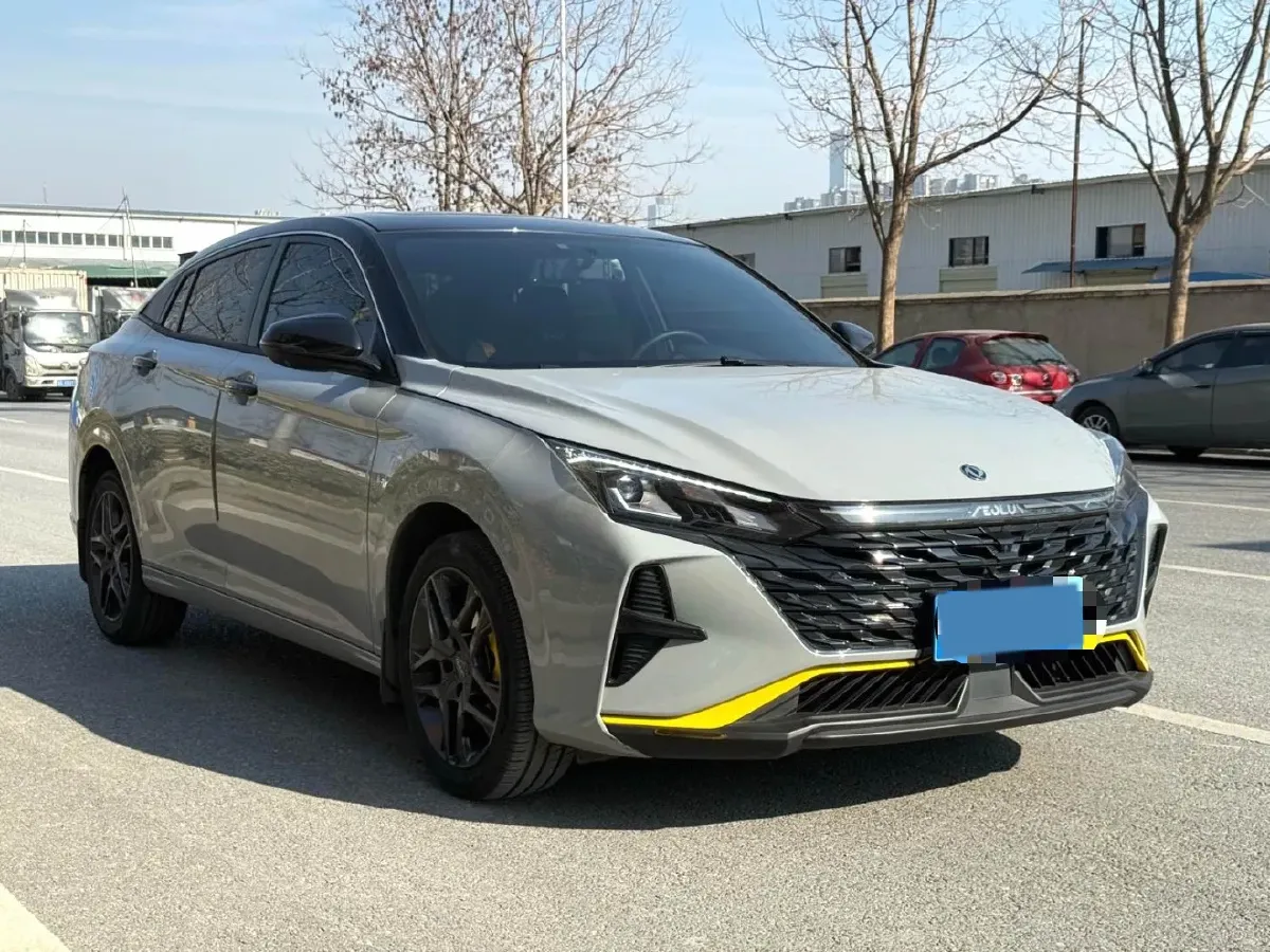 2023 DongFeng Aeolus YiXuan 1.5T 197HP L4 6DCT,autocango,china used car exporter,china ev exporter,chinese used car exporter,chinese used ev exporter