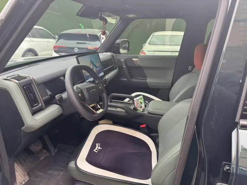 2025 Fulwin FulwinX3 BEV,autocango,china used car exporter,china ev exporter,chinese used car exporter,chinese used ev exporter