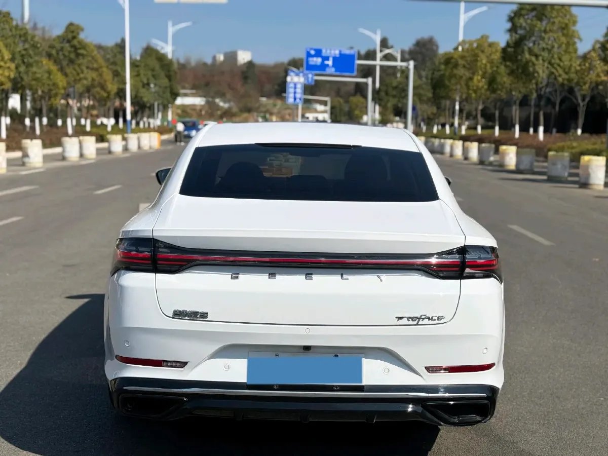 2024 Geely PrefaceL 1.5T 163HP L4 3DHT Hybrid,autocango,china used car exporter,china ev exporter,chinese used car exporter,chinese used ev exporter