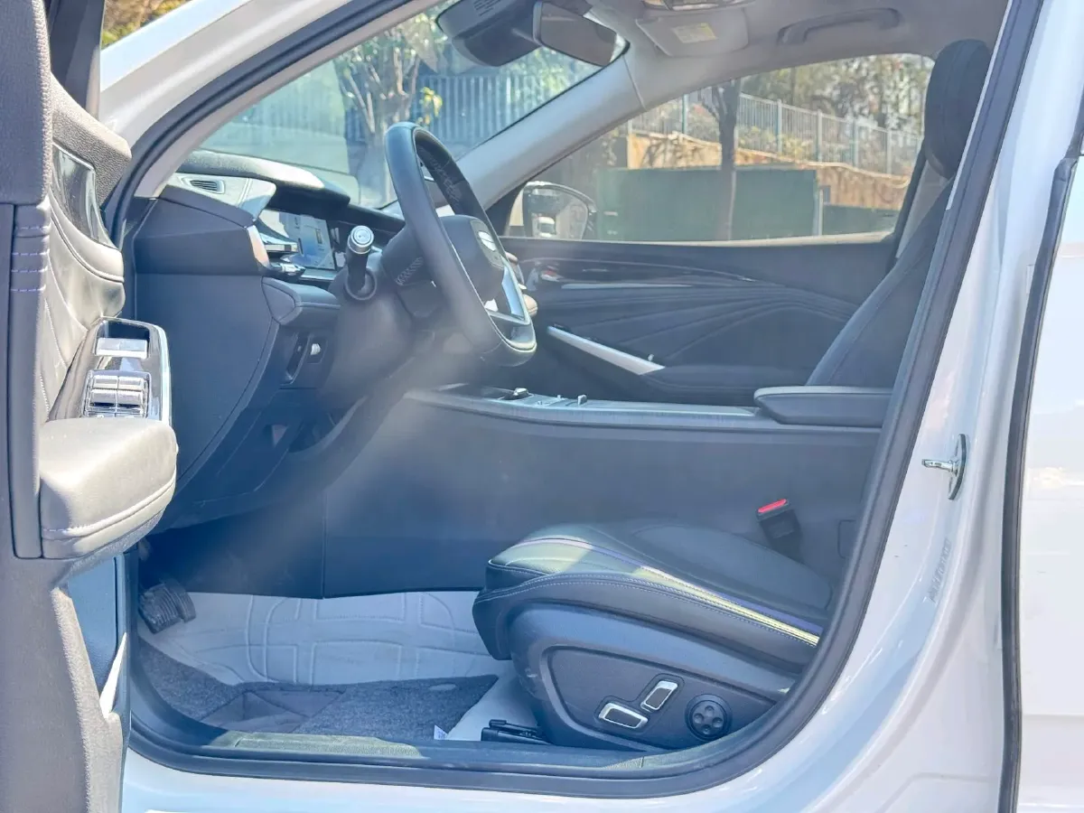 2024 Geely PrefaceL 1.5T 163HP L4 3DHT Hybrid,autocango,china used car exporter,china ev exporter,chinese used car exporter,chinese used ev exporter