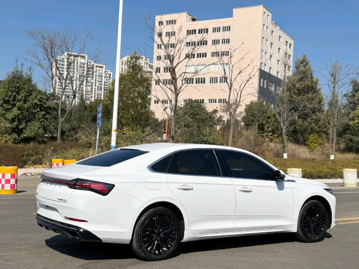 2024 Geely PrefaceL 1.5T 163HP L4 3DHT Hybrid,autocango,china used car exporter,china ev exporter,chinese used car exporter,chinese used ev exporter