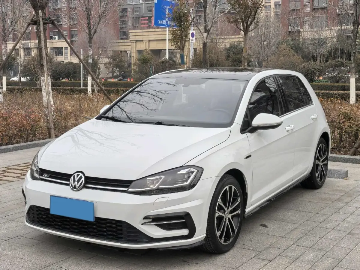 2018 Volkswagen Golf 1.4T 150HP L4 7DCT