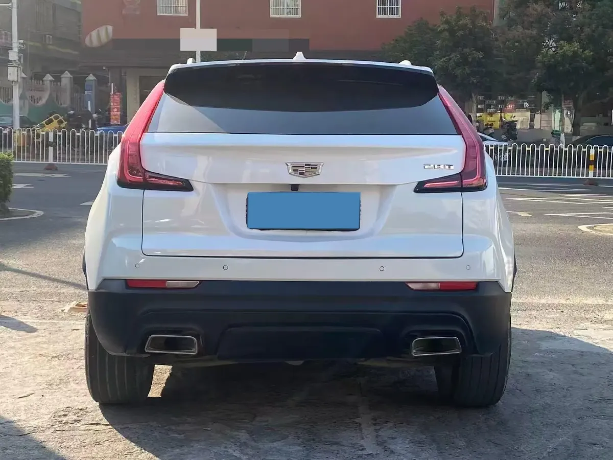 2022 Cadillac XT4 2.0T 237HP L4 9AT,autocango,china used car exporter,china ev exporter,chinese used car exporter,chinese used ev exporter