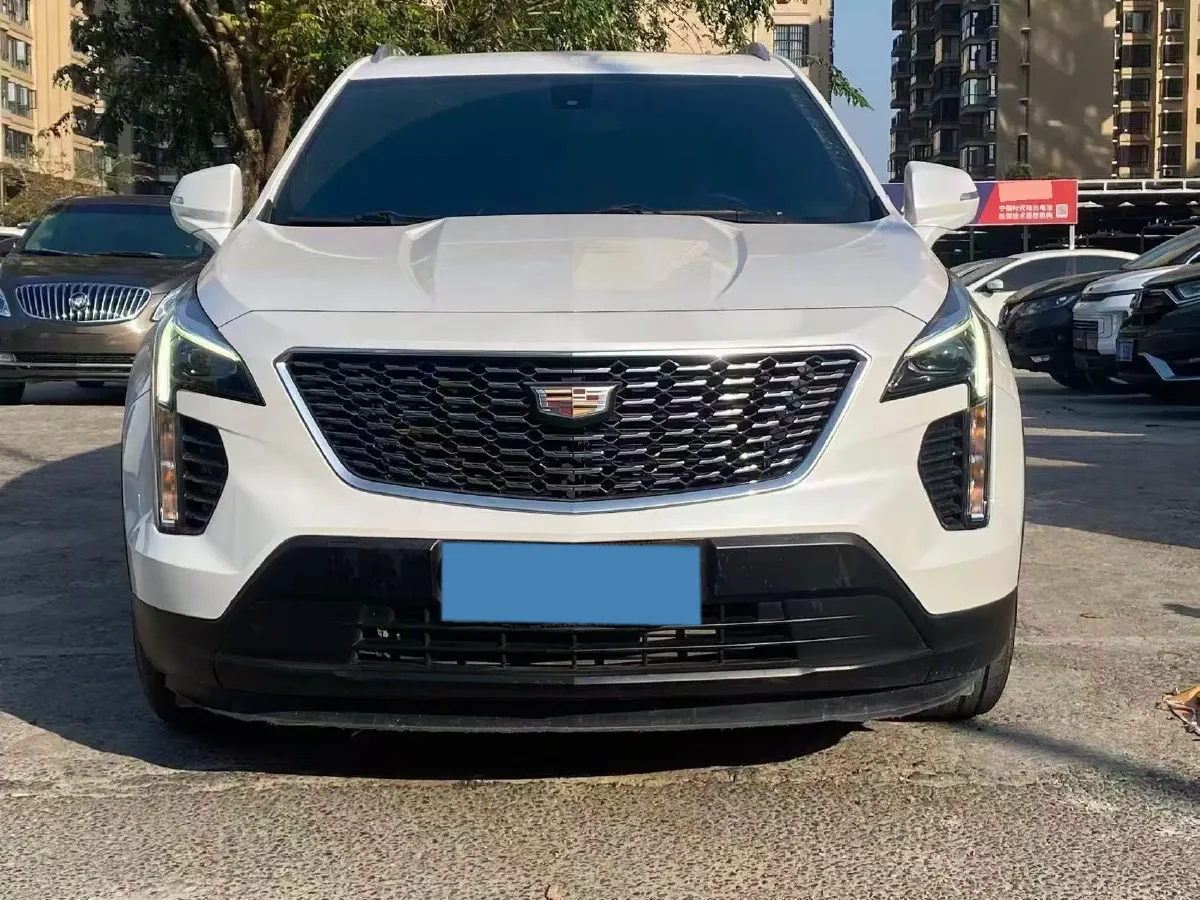 2022 Cadillac XT4 2.0T 237HP L4 9AT,autocango,china used car exporter,china ev exporter,chinese used car exporter,chinese used ev exporter