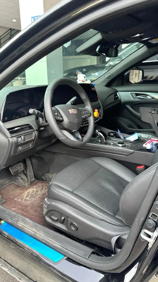 2024 Cadillac CT5 2.0T 237HP L4 10AT,autocango,china used car exporter,china ev exporter,chinese used car exporter,chinese used ev exporter