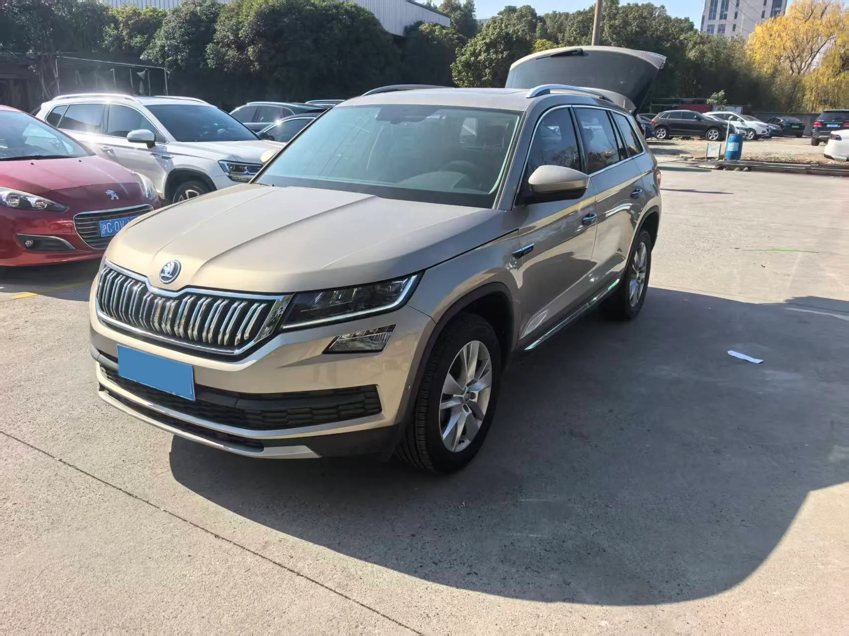 autocango,china used car exporter,china ev exporter,chinese used car exporter,chinese used ev exporter