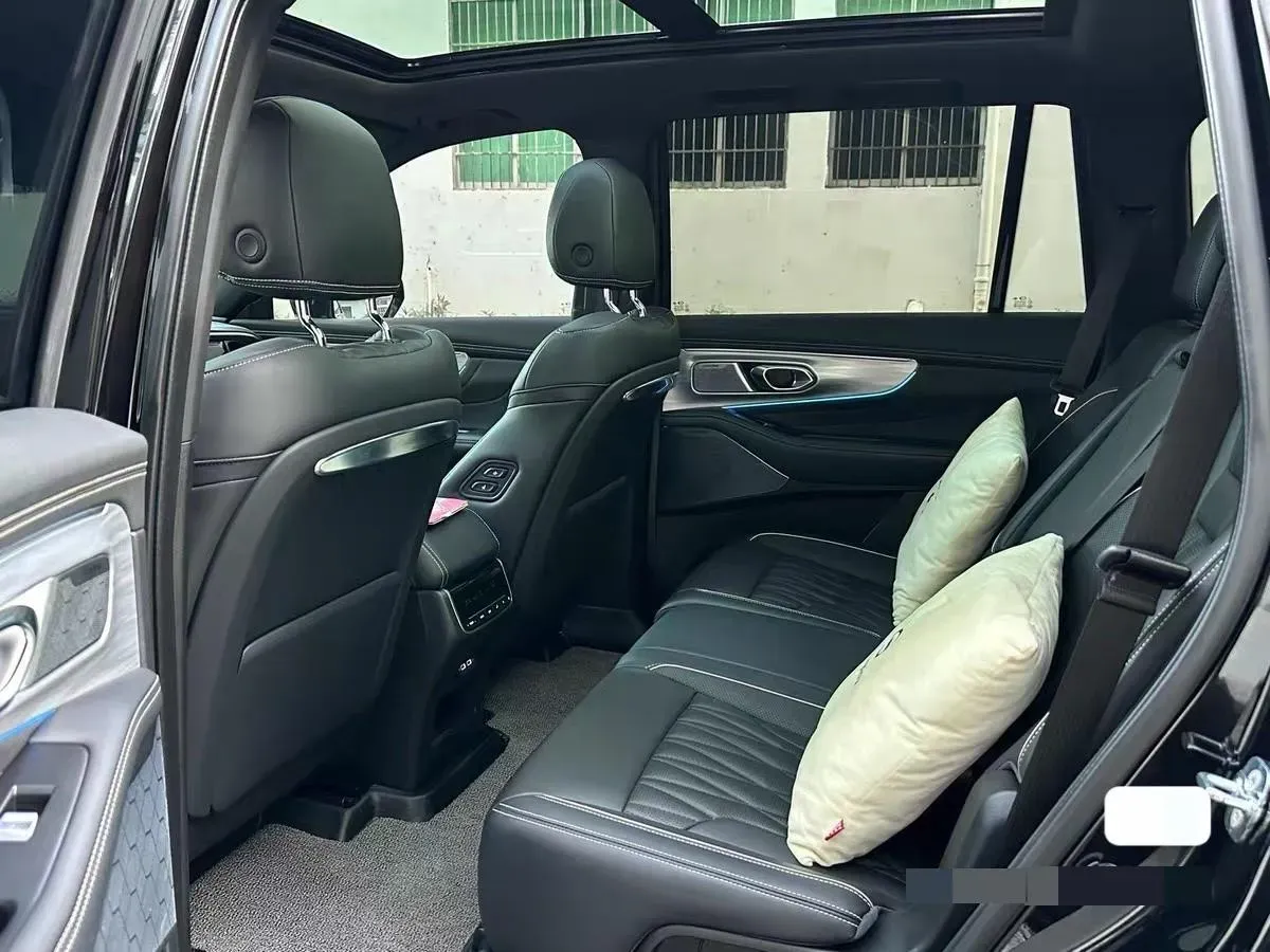 2022 GAC Trumpchi GS8 2.0T 190HP L4 E-CVT Hybrid,autocango,china used car exporter,china ev exporter,chinese used car exporter,chinese used ev exporter