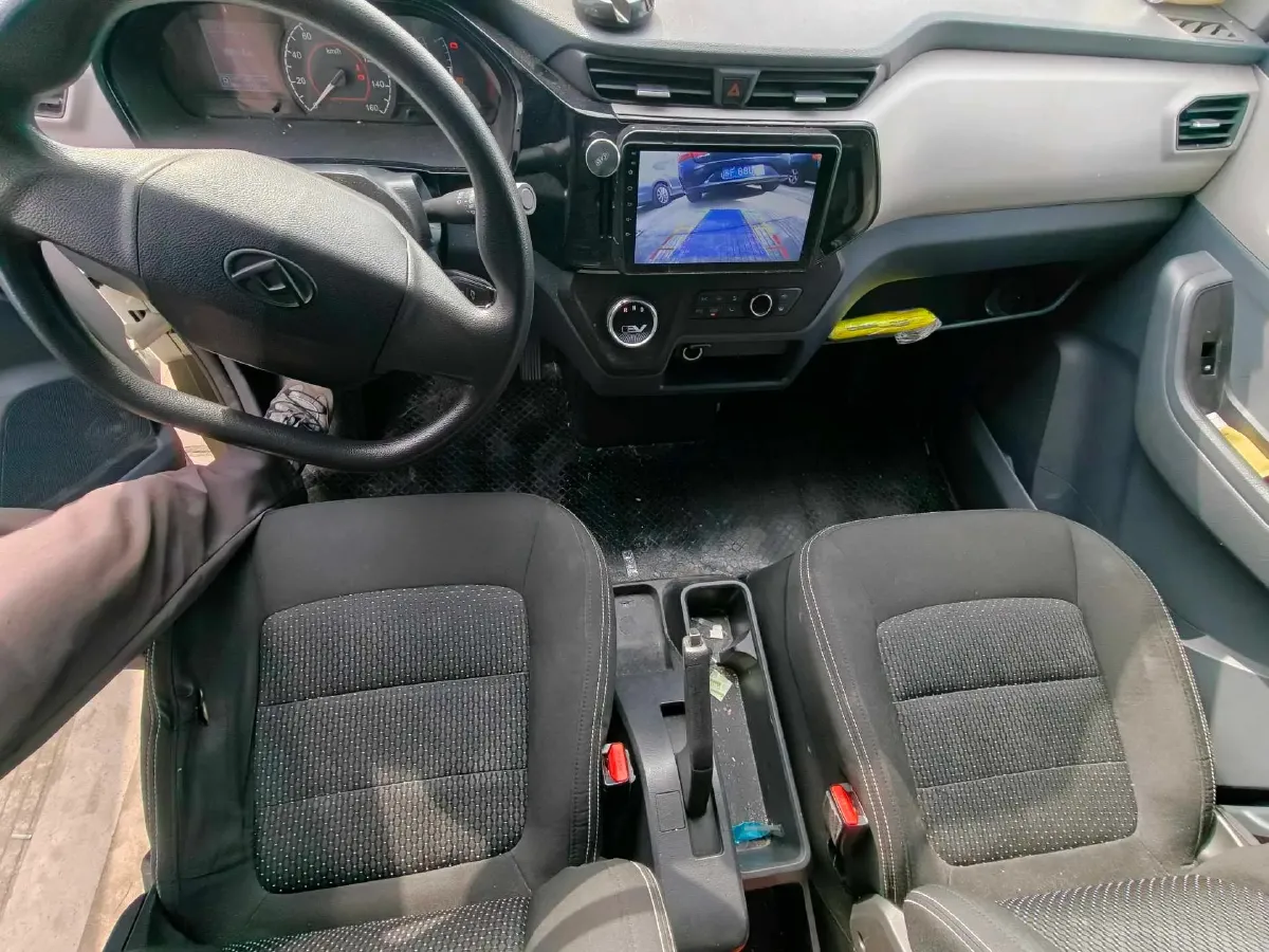 2021 Venucia Grand V 1.5T 190HP L4 7DCT,autocango,china used car exporter,china ev exporter,chinese used car exporter,chinese used ev exporter