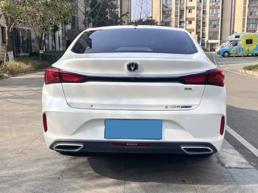 2021 ChangAn Eado 1.4T 160HP L4 7DCT,autocango,china used car exporter,china ev exporter,chinese used car exporter,chinese used ev exporter