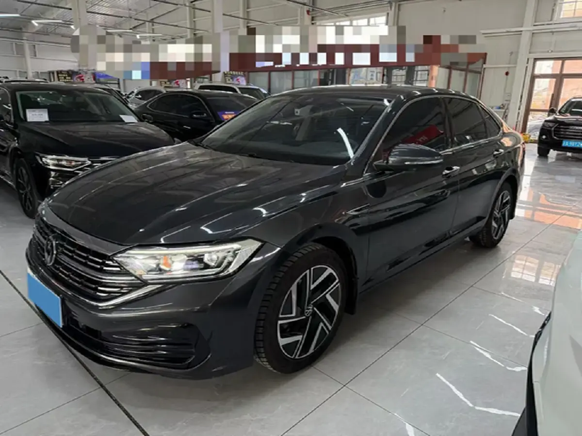 2023 Volkswagen Sagitar 1.5T 160HP L4 7DCT