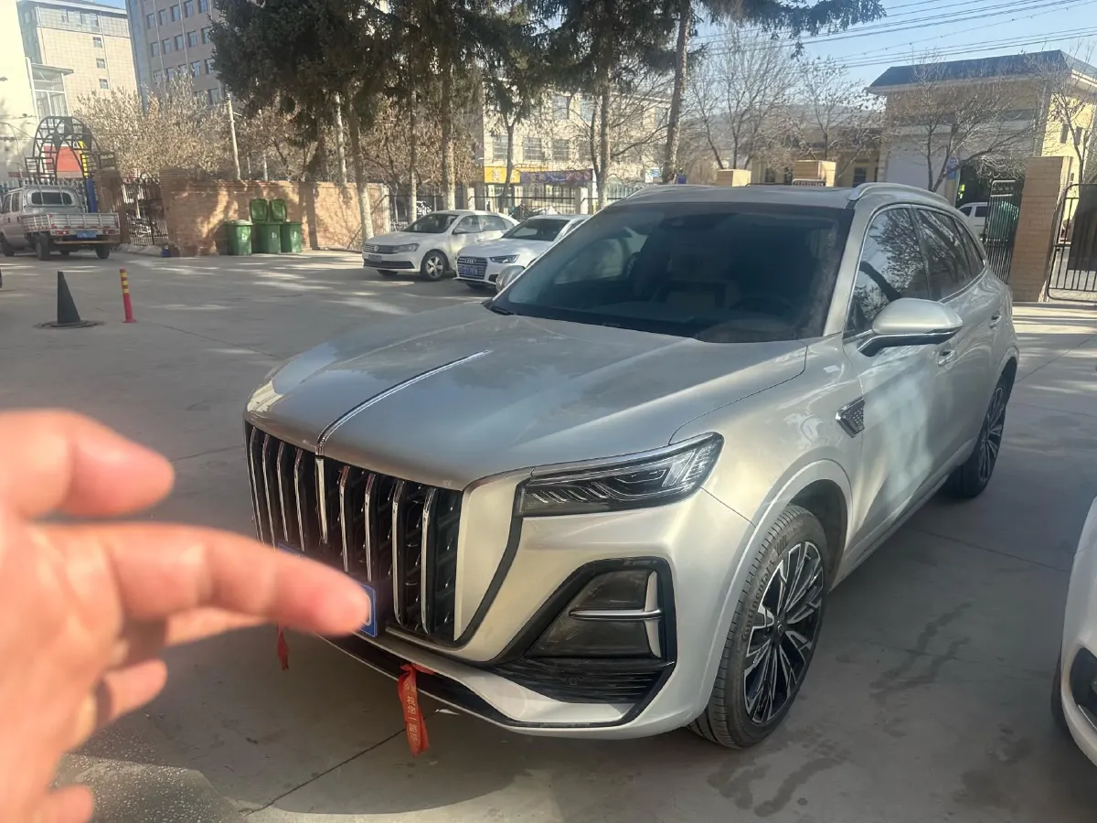 2023 HongQi HS5 2.0T 252HP L4 8AT,autocango,china used car exporter,china ev exporter,chinese used car exporter,chinese used ev exporter