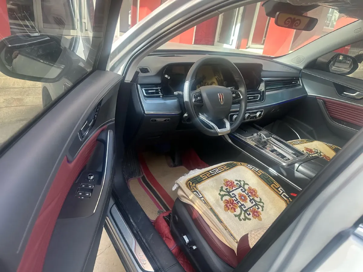 2023 HongQi HS5 2.0T 252HP L4 8AT,autocango,china used car exporter,china ev exporter,chinese used car exporter,chinese used ev exporter