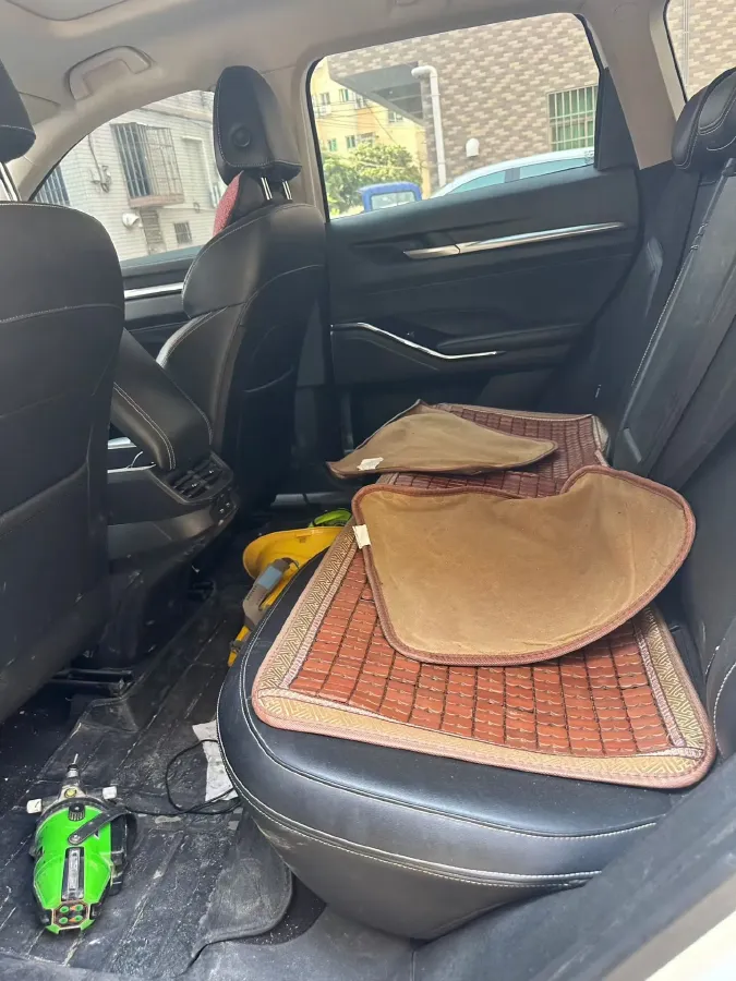 2021 Haval H6 1.5T 169HP L4 7DCT,autocango,china used car exporter,china ev exporter,chinese used car exporter,chinese used ev exporter