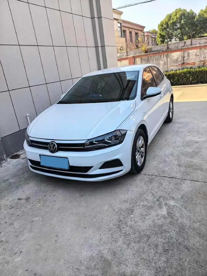 2023 Volkswagen Polo 1.5L 110HP L4 6AT