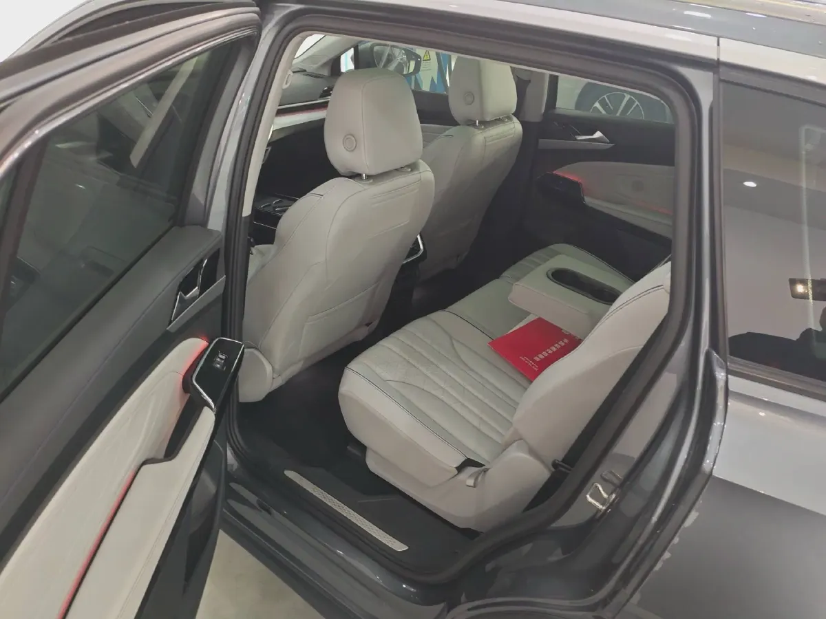 2021 Volkswagen ID.6 X BEV 83.4KWH,autocango,china used car exporter,china ev exporter,chinese used car exporter,chinese used ev exporter