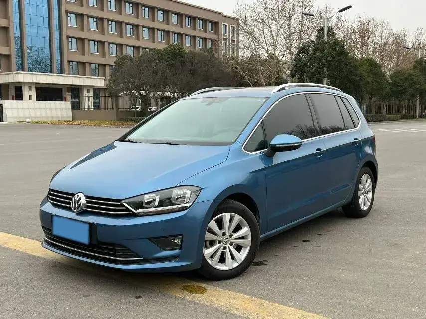 2018 Volkswagen Golf Sportsvan 1.4T 131HP L4 7DCT