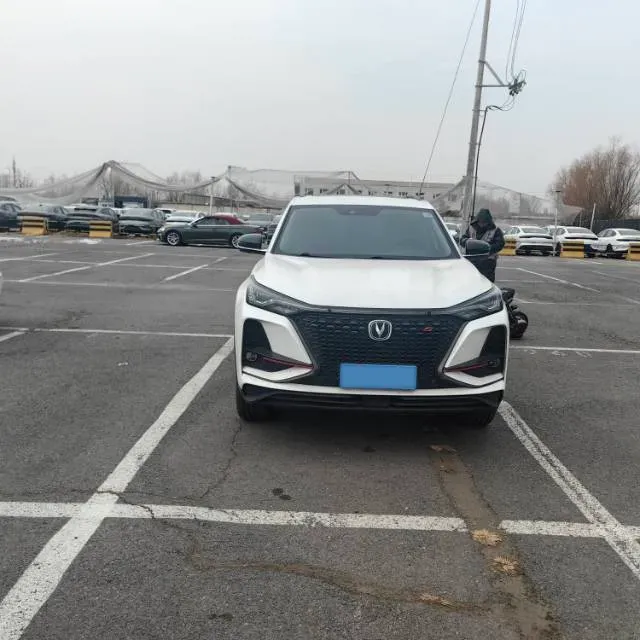2020 ChangAn CS75 Plus 2.0T 233HP L4 8AT,autocango,china used car exporter,china ev exporter,chinese used car exporter,chinese used ev exporter