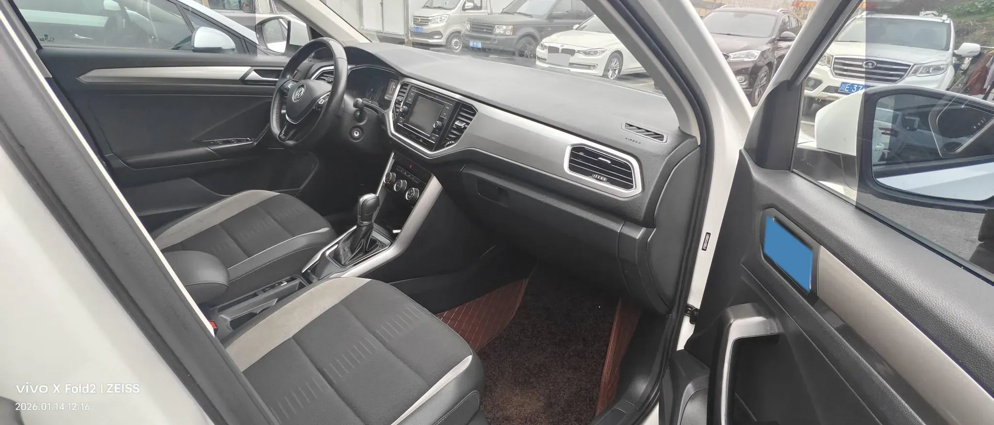 2020 Volkswagen T-Roc 1.4T 150HP L4 7DCT,autocango,china used car exporter,china ev exporter,chinese used car exporter,chinese used ev exporter