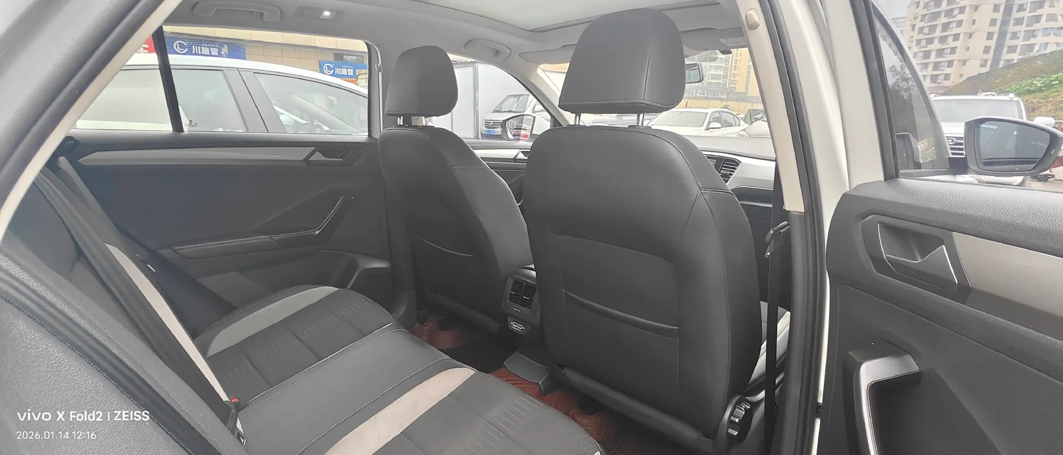 2020 Volkswagen T-Roc 1.4T 150HP L4 7DCT,autocango,china used car exporter,china ev exporter,chinese used car exporter,chinese used ev exporter