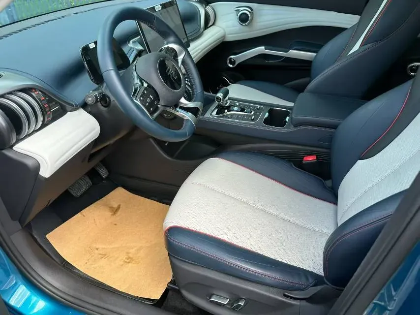 2022 Roewe RX5 MAX 1.5T 181HP L4 6AT,autocango,china used car exporter,china ev exporter,chinese used car exporter,chinese used ev exporter