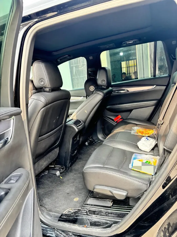 2021 Cadillac XT6 2.0T 237HP L4 9AT,autocango,china used car exporter,china ev exporter,chinese used car exporter,chinese used ev exporter