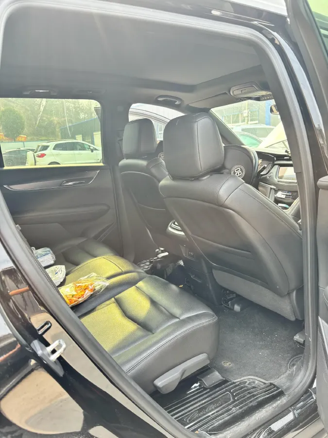 2021 Cadillac XT6 2.0T 237HP L4 9AT,autocango,china used car exporter,china ev exporter,chinese used car exporter,chinese used ev exporter