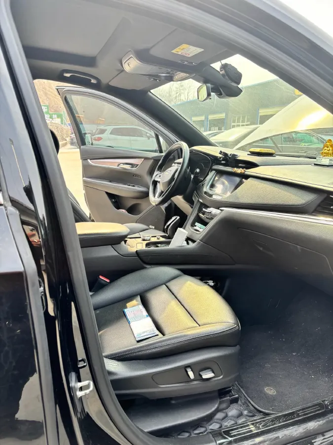 2021 Cadillac XT6 2.0T 237HP L4 9AT,autocango,china used car exporter,china ev exporter,chinese used car exporter,chinese used ev exporter