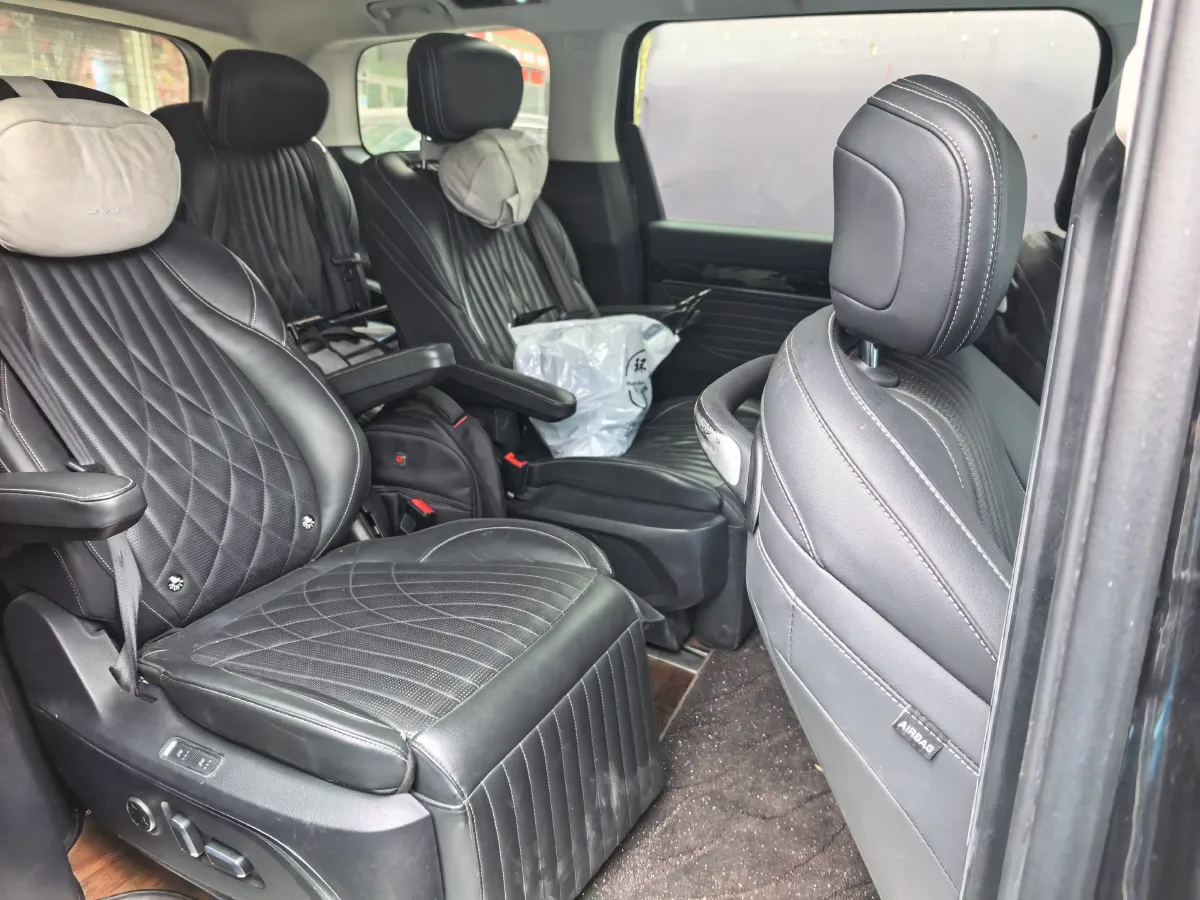 2023 MAXUS G90 2.0T 234HP L4 8AT,autocango,china used car exporter,china ev exporter,chinese used car exporter,chinese used ev exporter