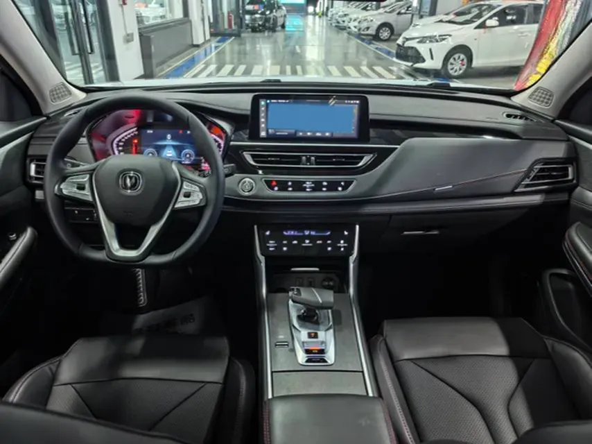 2024 ChangAn CS75 1.5T 188HP L4 7DCT,autocango,china used car exporter,china ev exporter,chinese used car exporter,chinese used ev exporter