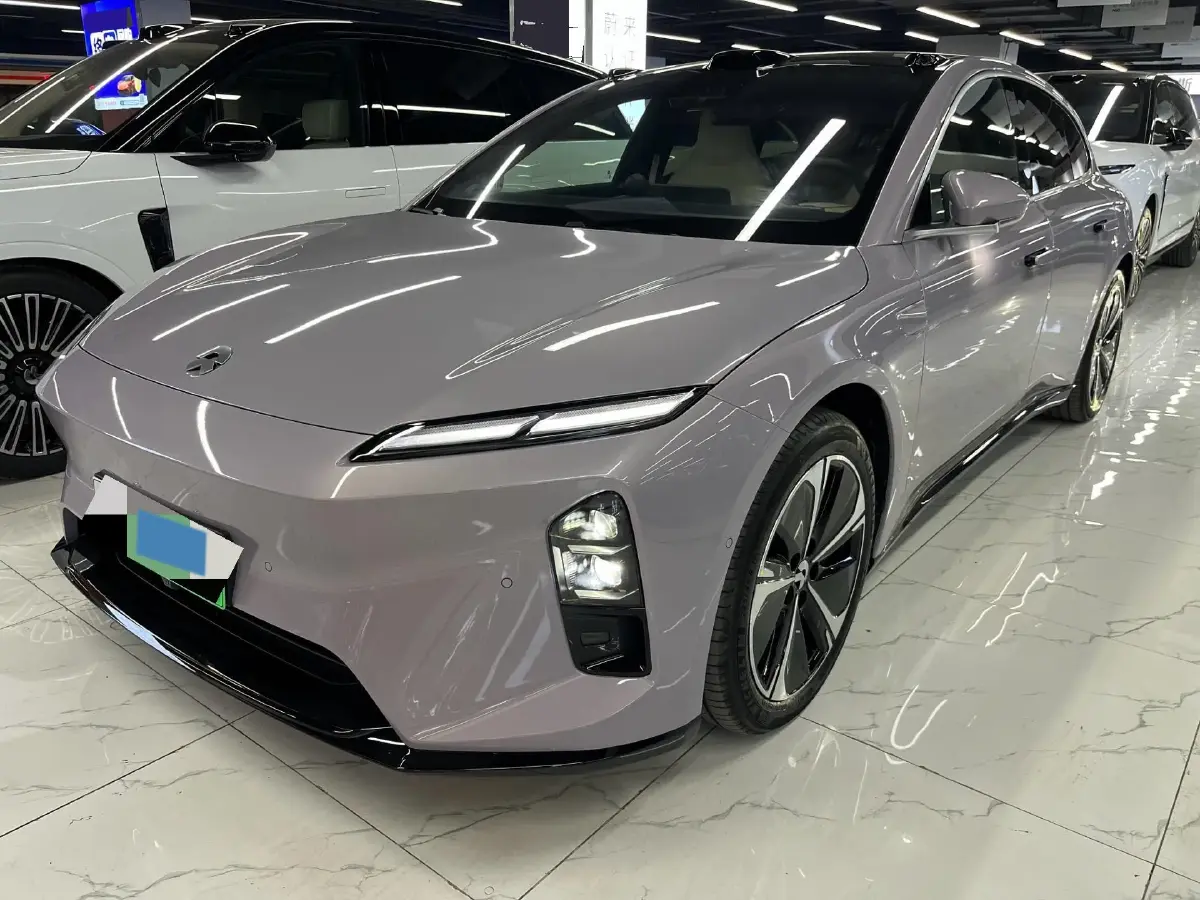 2025 NIO ET5T BEV
