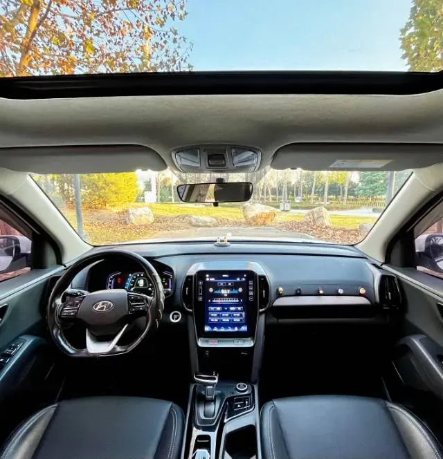 2021 Hyundai ix35 2.0L 160HP L4 6AT,autocango,china used car exporter,china ev exporter,chinese used car exporter,chinese used ev exporter