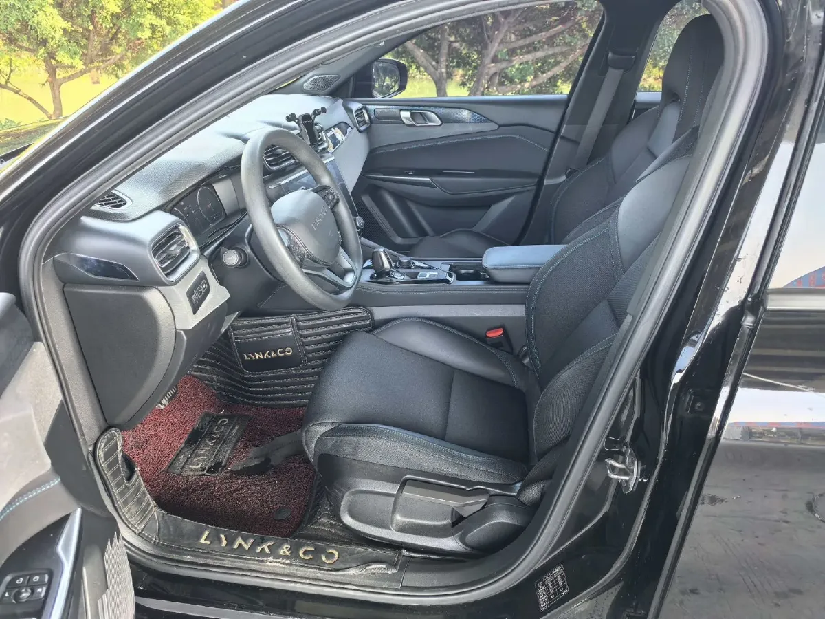 2019 LYNK&CO 03 New Energy 1.5T 180HP L3 7DCT PHEV 9.4KWH,autocango,china used car exporter,china ev exporter,chinese used car exporter,chinese used ev exporter