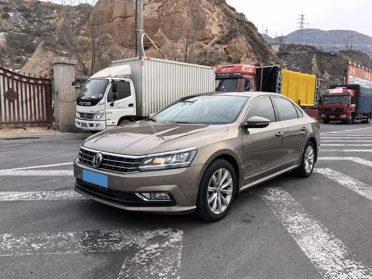 2017 Volkswagen Passat 1.8T 180HP L4 7DCT