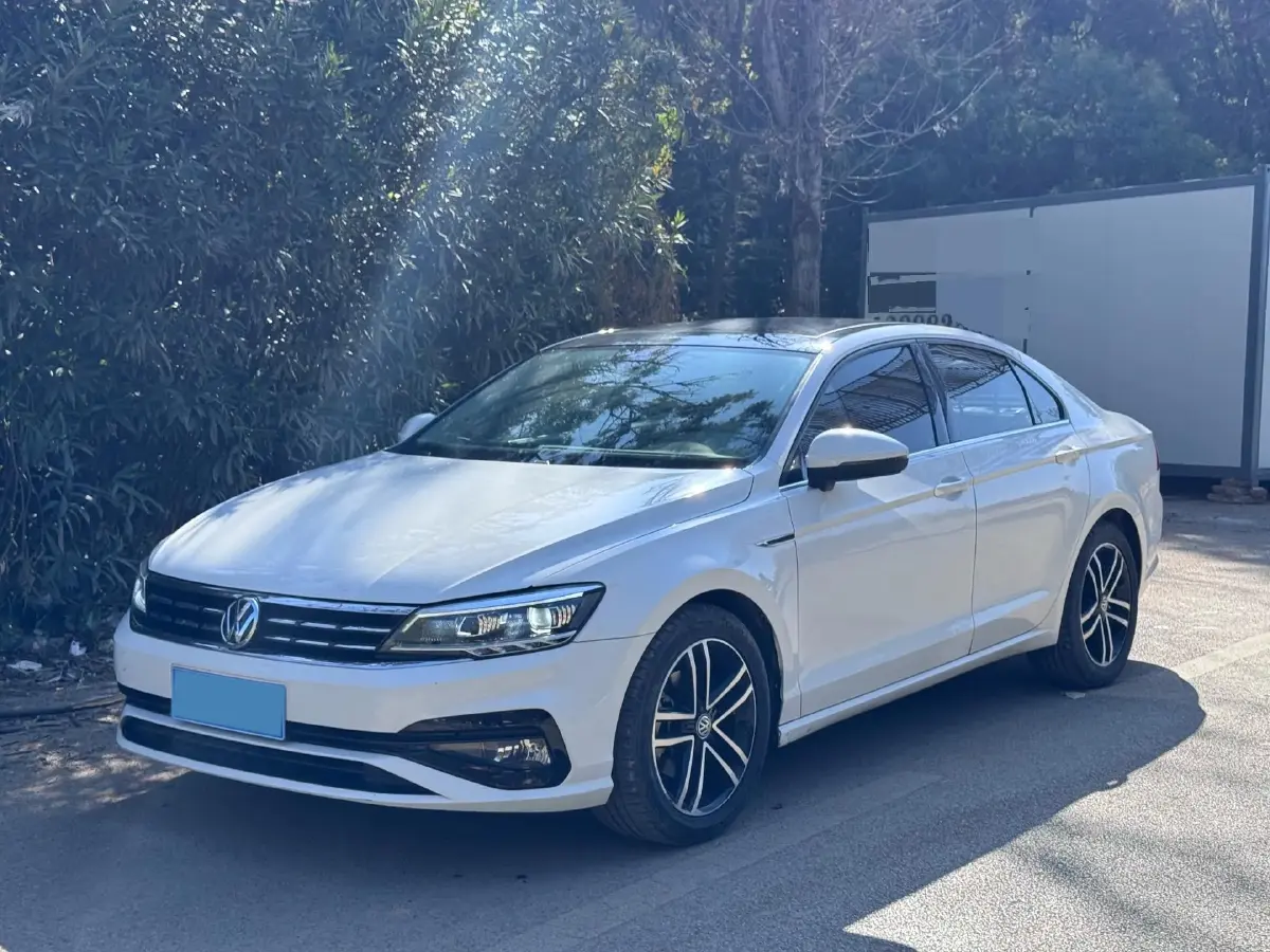 2021 Volkswagen Lamando 1.4T 150HP L4 7DCT