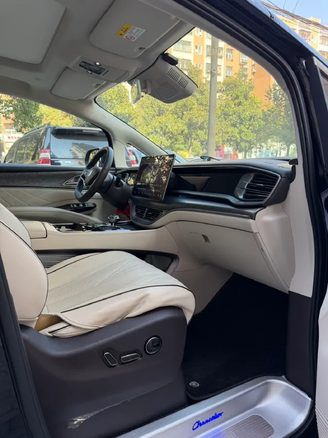 2024 Denza D9 1.5T 139HP L4 E-CVT PHEV 40KWH,autocango,china used car exporter,china ev exporter,chinese used car exporter,chinese used ev exporter