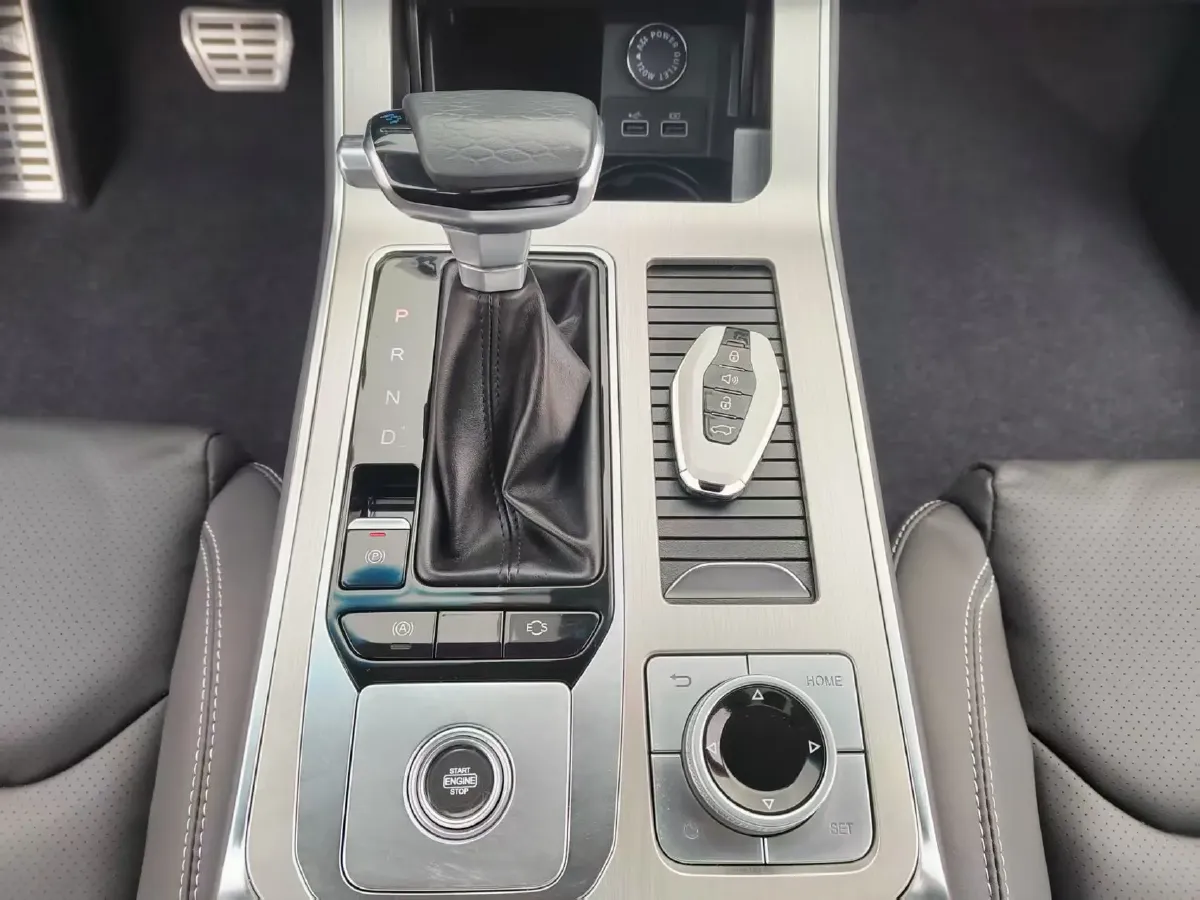 2020 Jetour X70 Coupe 1.6T 197HP L4 7DCT,autocango,china used car exporter,china ev exporter,chinese used car exporter,chinese used ev exporter