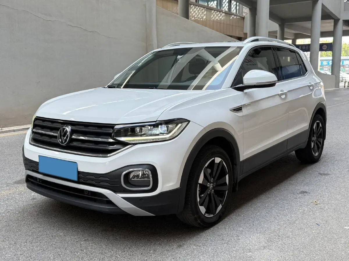 2021 Volkswagen Tacqua 1.5L 113HP L4 6AT