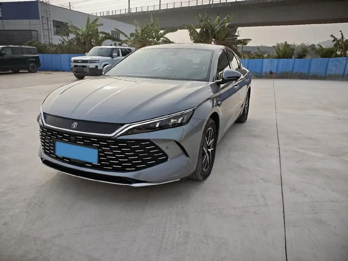 2025 BYD QinL 1.5L 101HP L4 E-CVT PHEV 15.87KWH