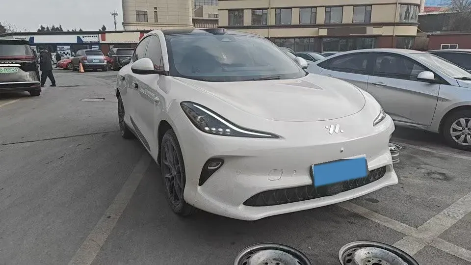 2025 IM LS6 BEV 75KWH,autocango,china used car exporter,china ev exporter,chinese used car exporter,chinese used ev exporter