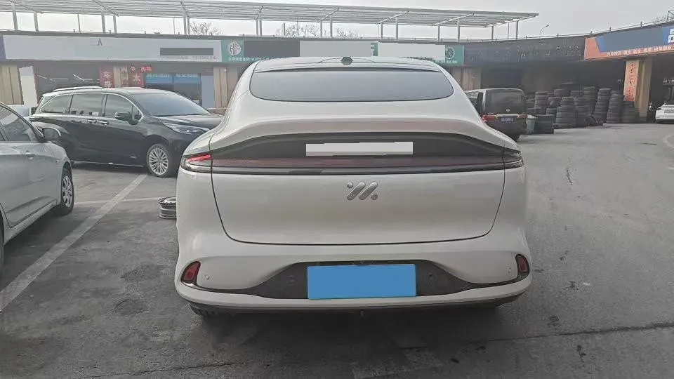 2025 IM LS6 BEV 75KWH,autocango,china used car exporter,china ev exporter,chinese used car exporter,chinese used ev exporter