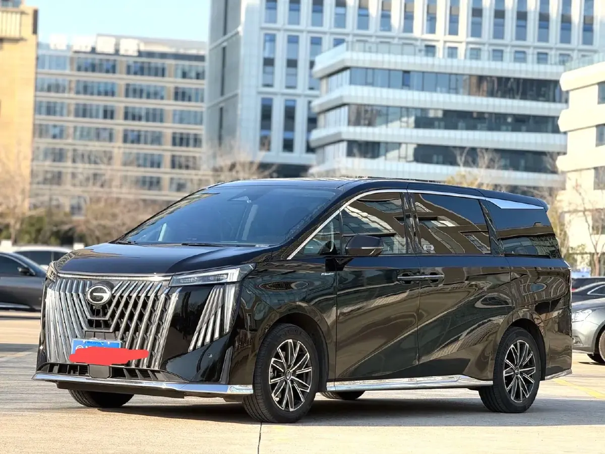 2023 GAC Trumpchi M8 2.0T 252HP L4 8AT