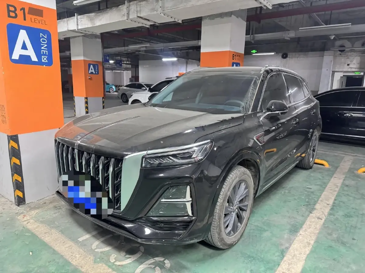 2023 HongQi HS5 2.0T 252HP L4 8AT