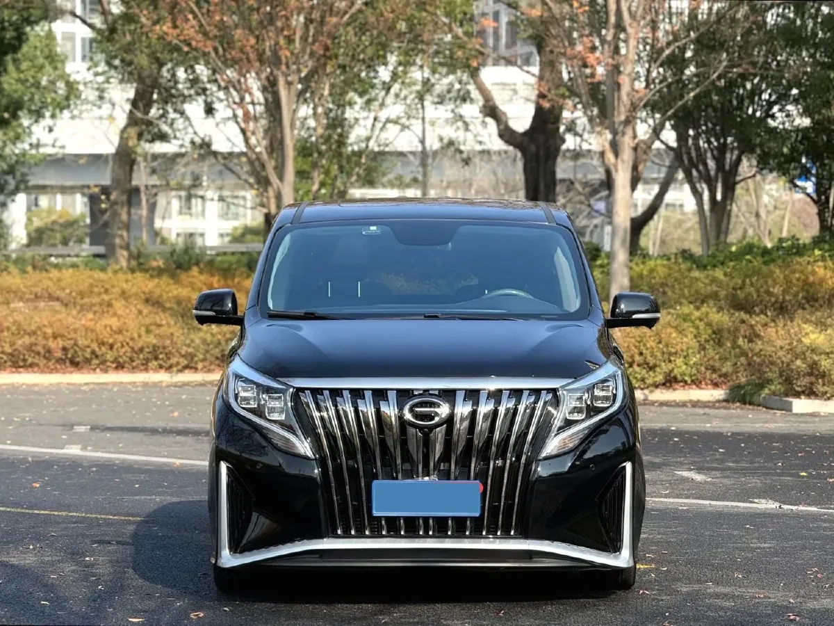 2021 GAC Trumpchi M8 2.0T 252HP L4 8AT,autocango,china used car exporter,china ev exporter,chinese used car exporter,chinese used ev exporter