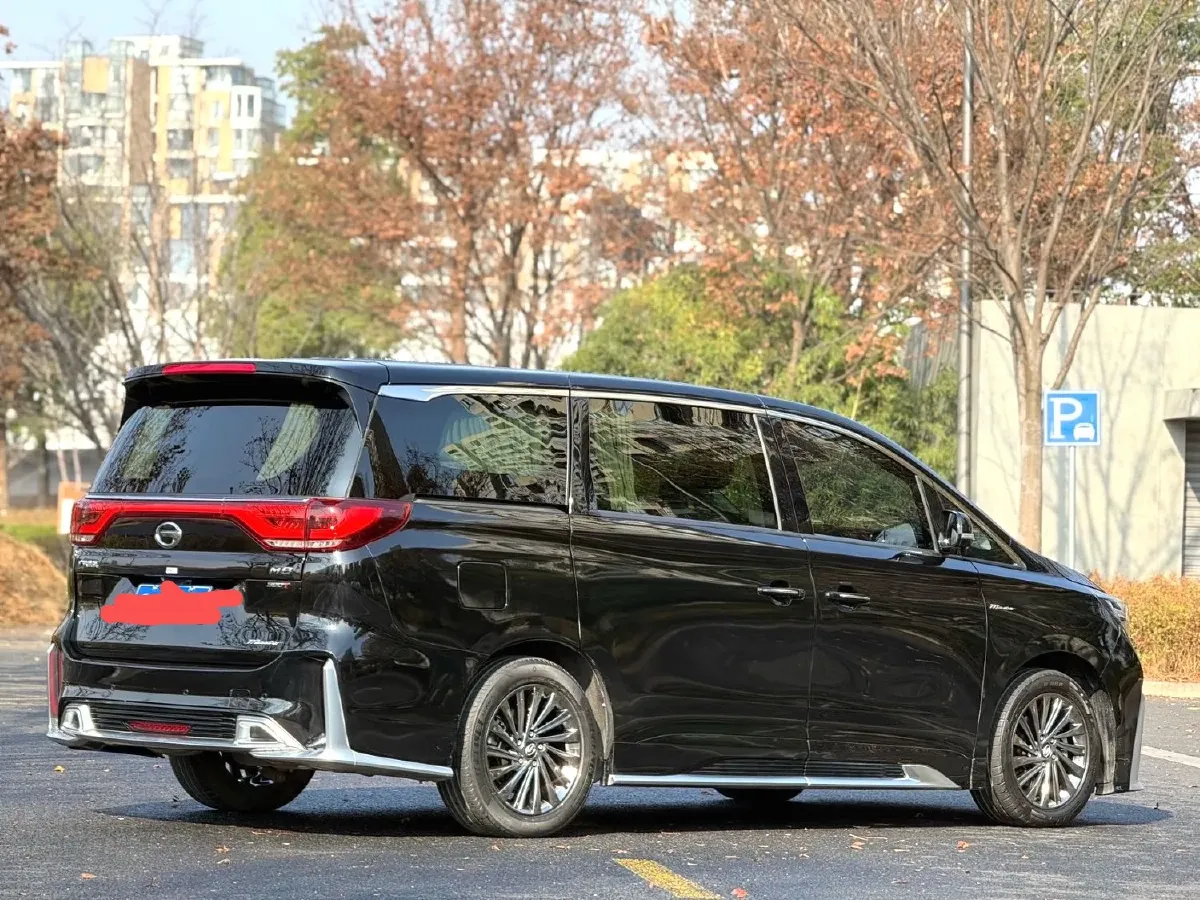 2021 GAC Trumpchi M8 2.0T 252HP L4 8AT,autocango,china used car exporter,china ev exporter,chinese used car exporter,chinese used ev exporter