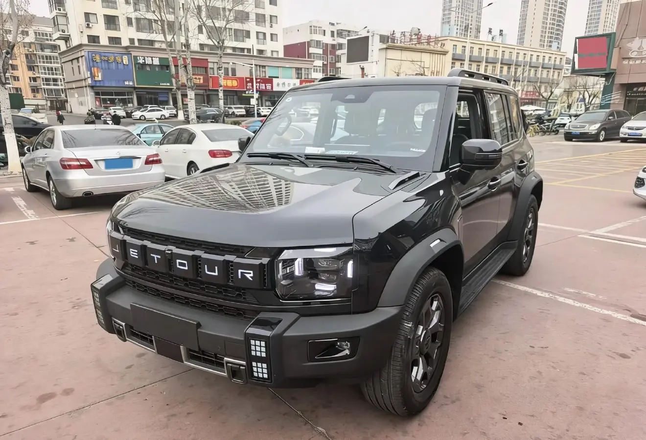 2025 Jetour Traveller 2.0T 254HP L4 7DCT