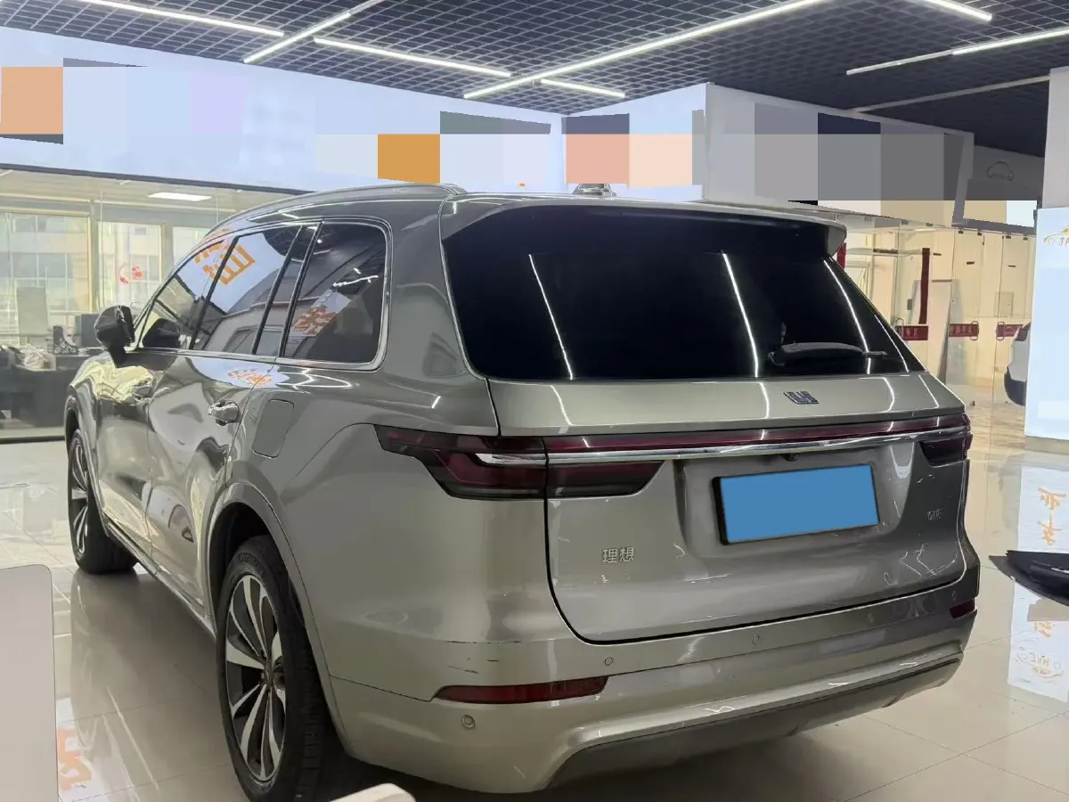 2020 Li ONE Range Extended 131HP REEV 40.5KWH,autocango,china used car exporter,china ev exporter,chinese used car exporter,chinese used ev exporter