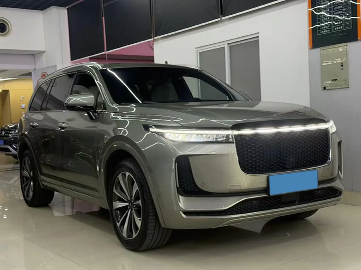 2020 Li ONE Range Extended 131HP REEV 40.5KWH,autocango,china used car exporter,china ev exporter,chinese used car exporter,chinese used ev exporter