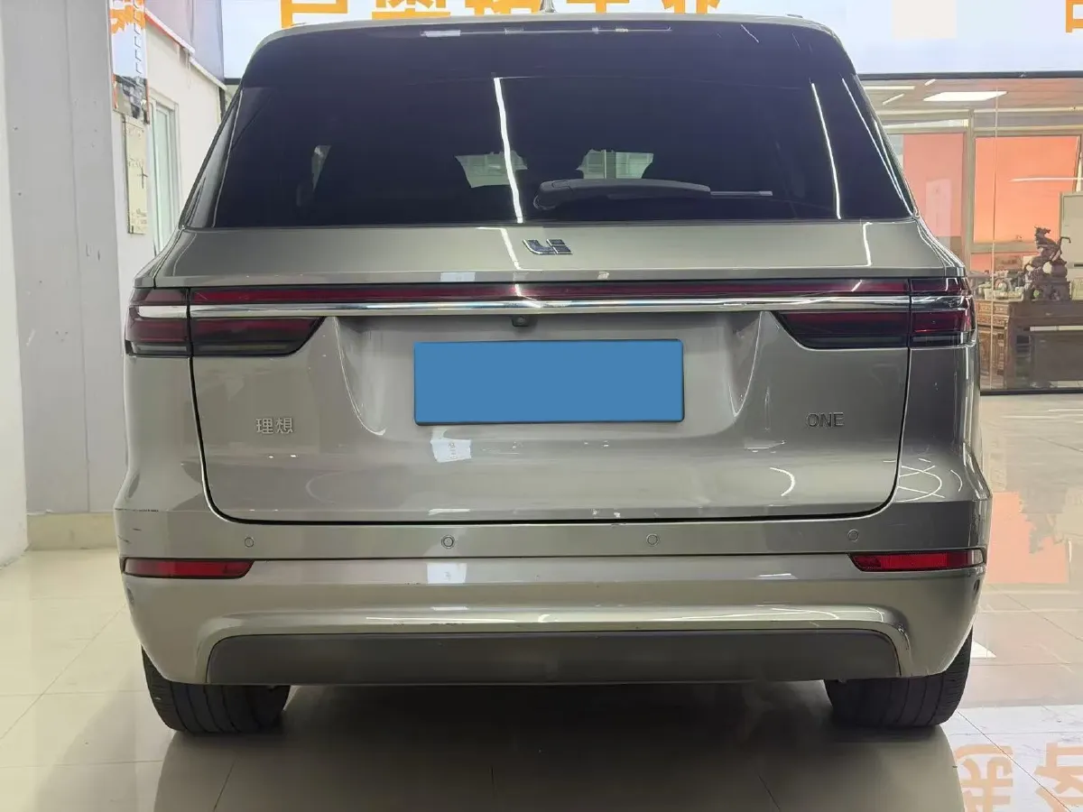 2020 Li ONE Range Extended 131HP REEV 40.5KWH,autocango,china used car exporter,china ev exporter,chinese used car exporter,chinese used ev exporter
